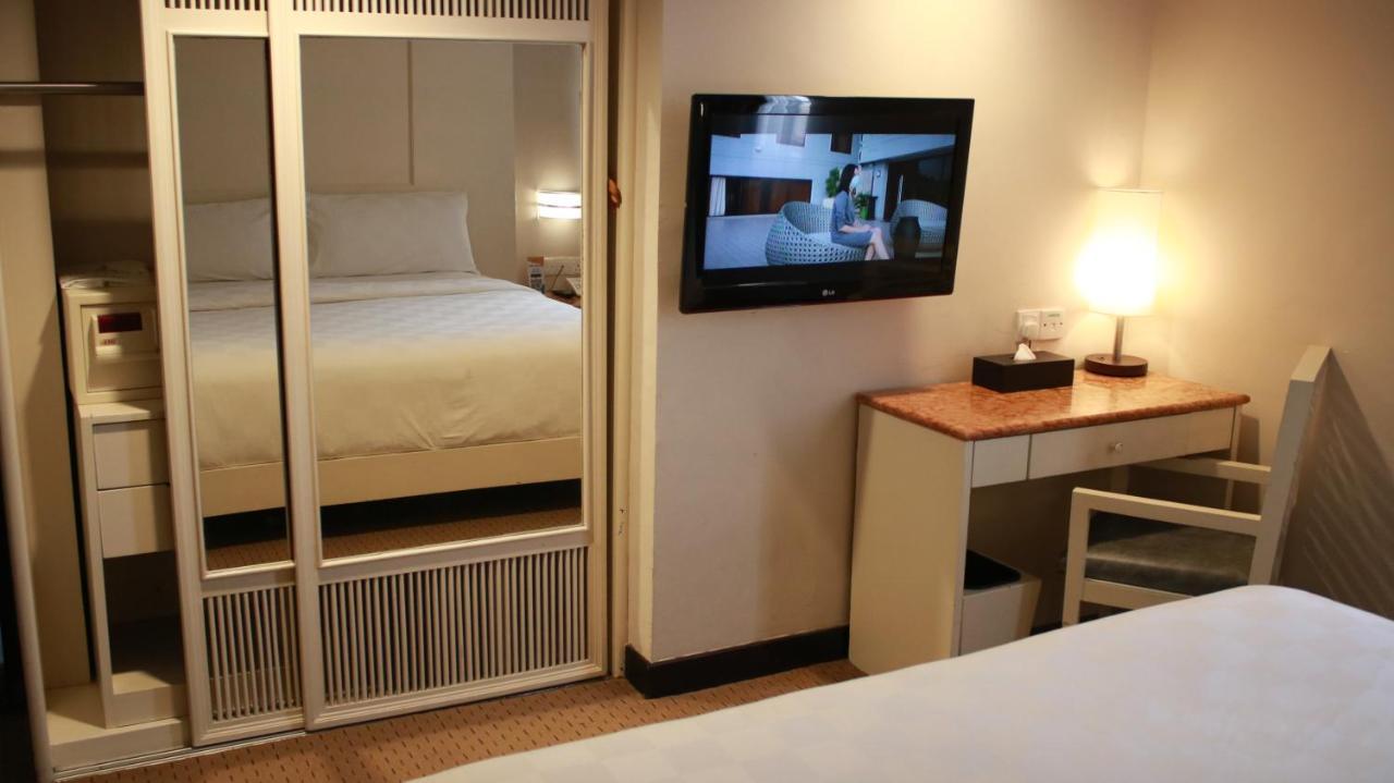 Beverly Hotel Batam Nagoya Eksteriør billede
