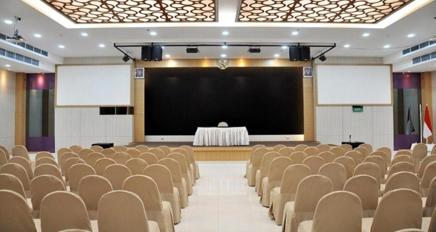 Beverly Hotel Batam Nagoya Eksteriør billede