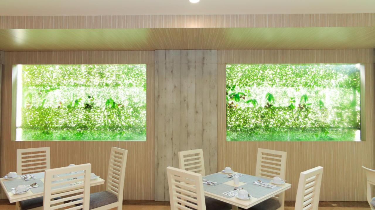 Beverly Hotel Batam Nagoya Eksteriør billede