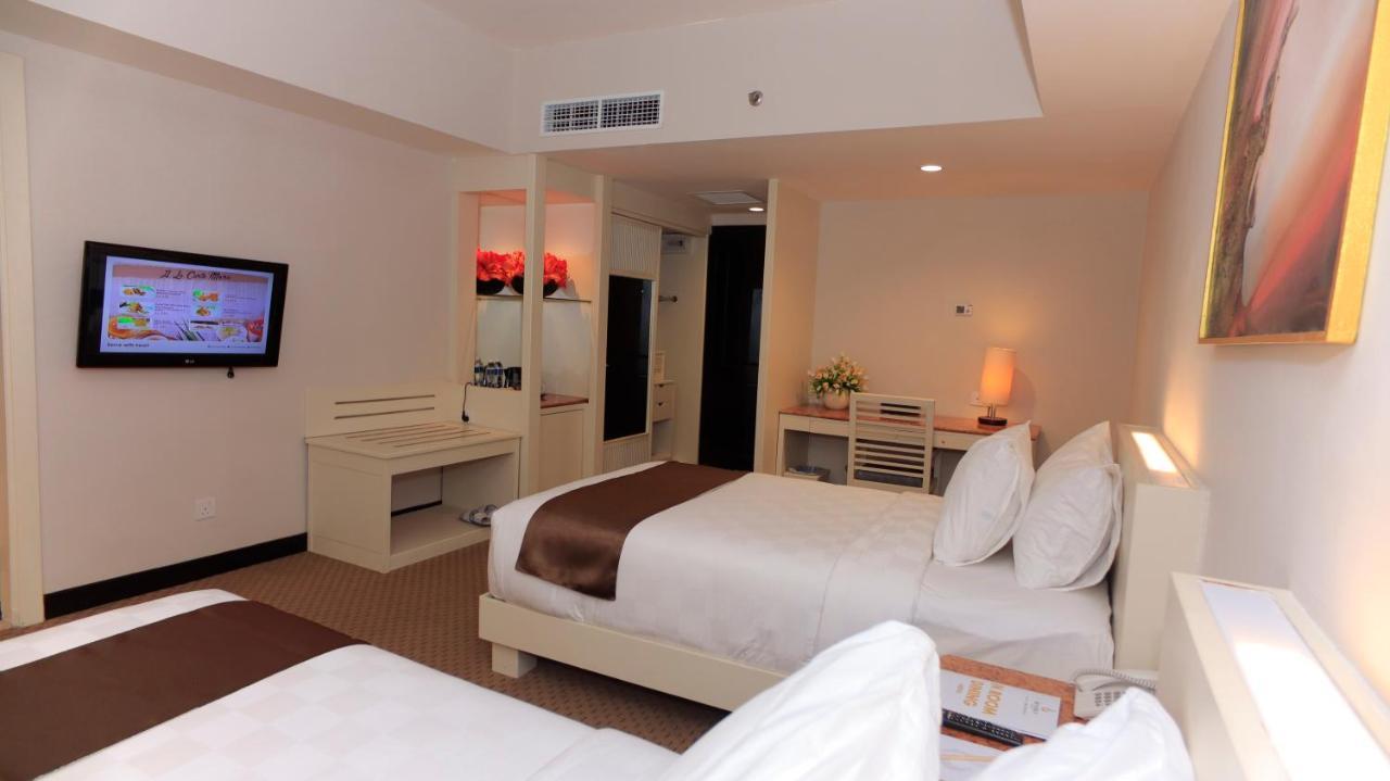 Beverly Hotel Batam Nagoya Eksteriør billede